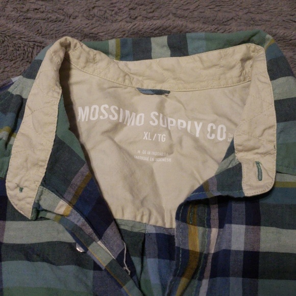 Men's Green button down - Picture 3 of 3